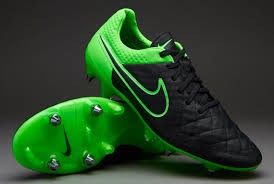 Nike Tiempo